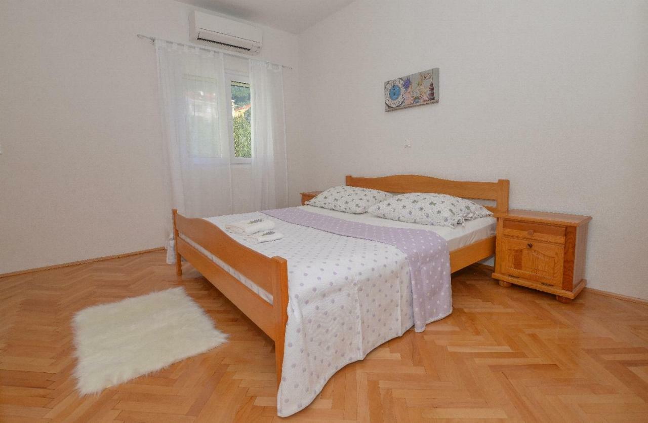 Villa Jelena Макарска Экстерьер фото